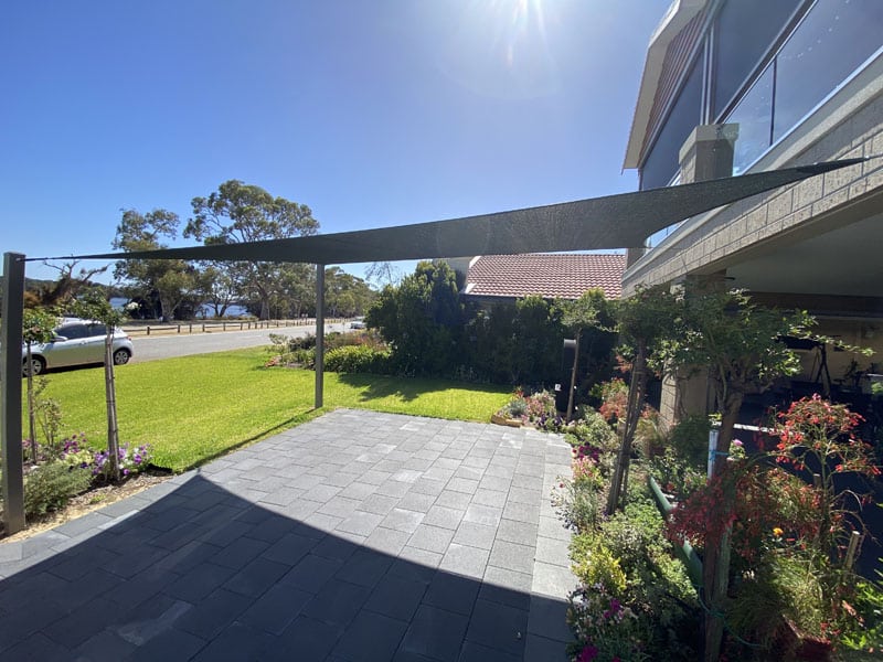 Riverton shade sail for car